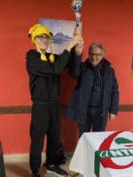 Valerio Stancanelli premiato dal sindaco di Carcare Rodolfo Mirri